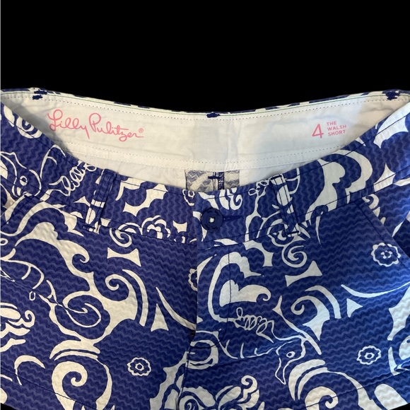 Lilly Pulitzer Blue/White shorts 🌼 Size 4 🌼 The Walsh Short - Picture 2 of 4